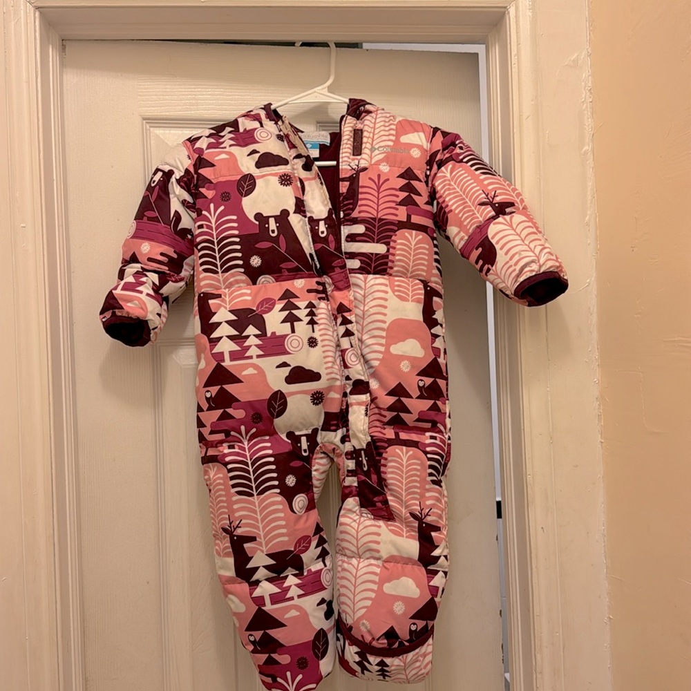 Columbia Snowsuit Bunting size 18-24 months
